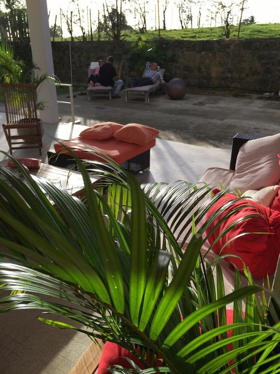 מלון לה למנטין La Colline Business & Tourisme מראה חיצוני תמונה